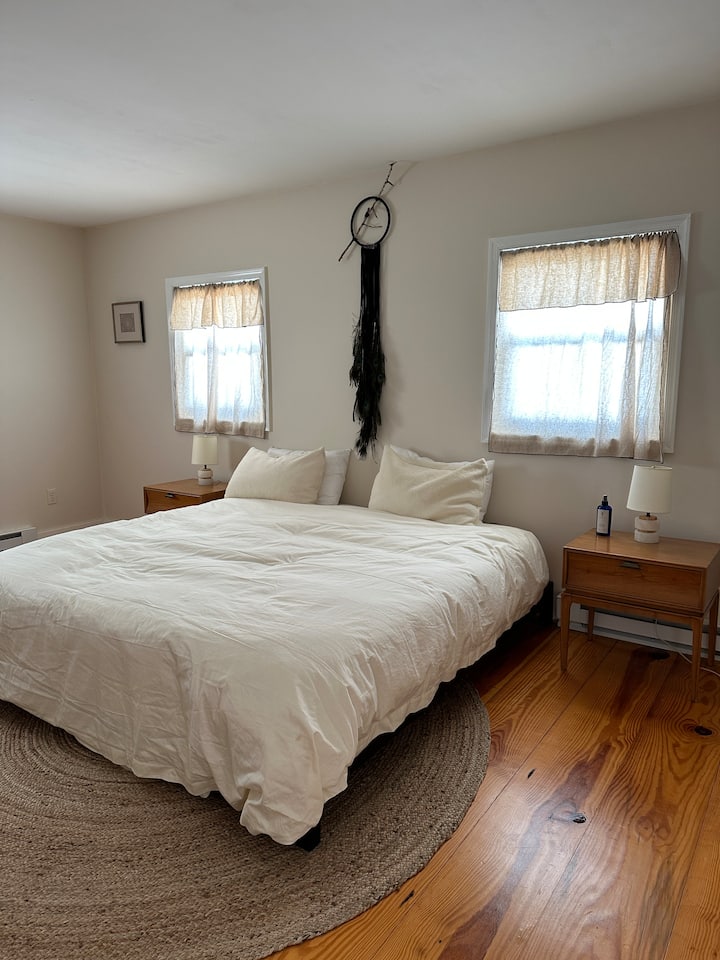 Ground floor bedroom featuring king size bed