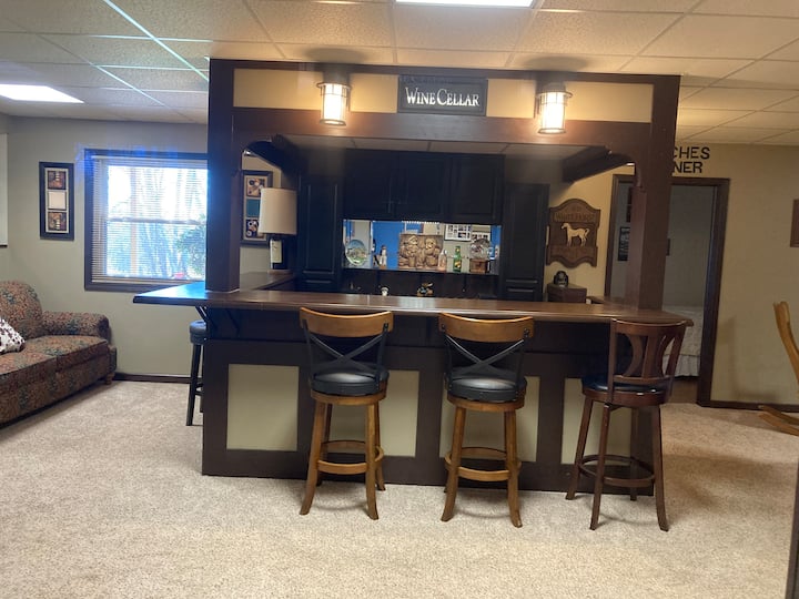 Ბარი 6 განავალით 