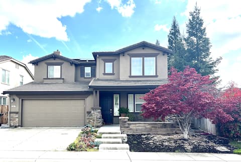 Twelve Bridges Home w Pool/Spa