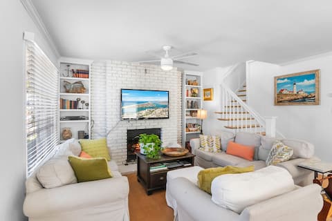 Top performing Airbnb: "The Cottage" on Balboa Island in Newport Beach