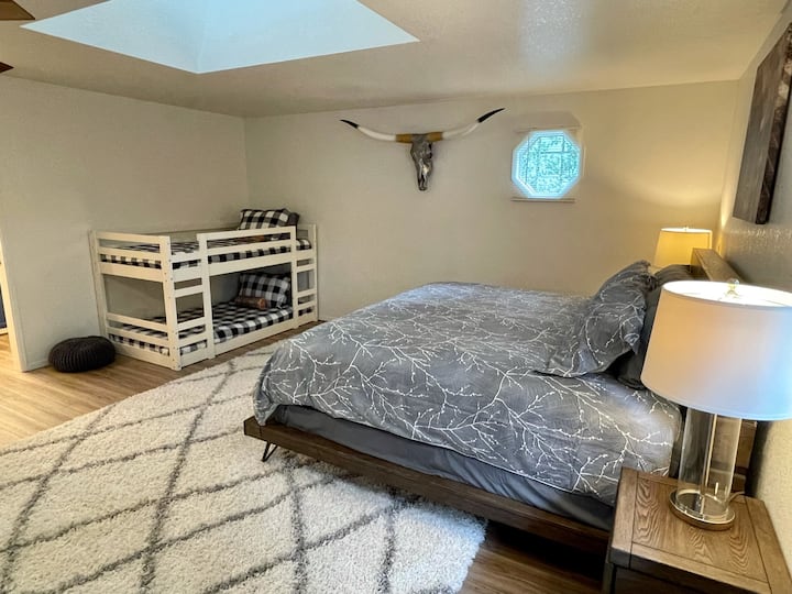 غرفة النوم الرئيسية