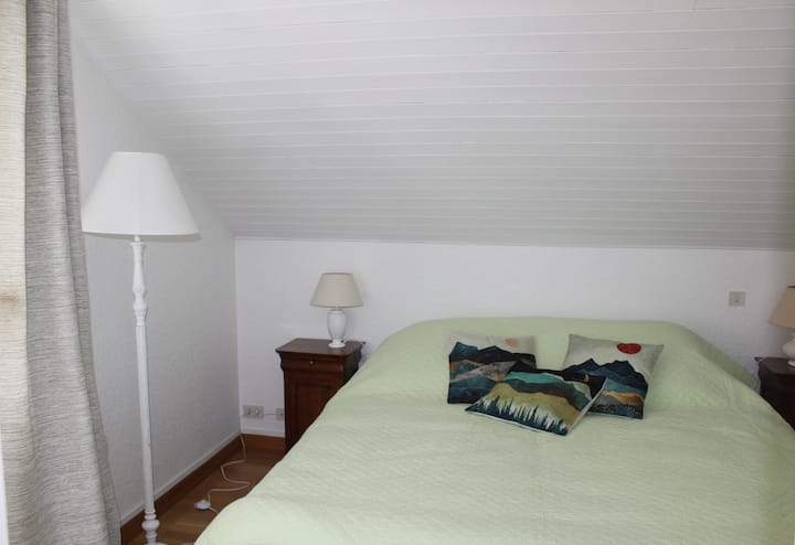 PapyMamoune Room, מיטה זוגית גדולה.