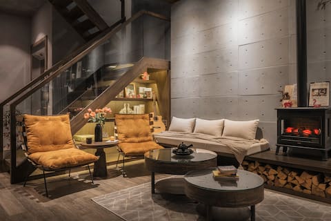 Pinus CASA Villa Da Lat