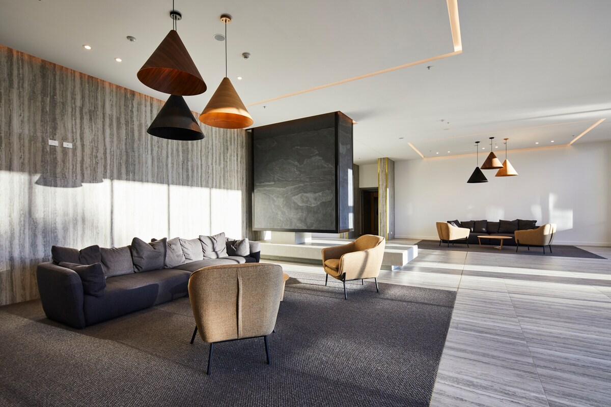 Top Airbnb: The Ivy - 15 Irving St, Phillip ACT 2606 in Woden Valley