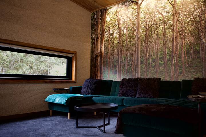 *NEW* Indica HEMP HOUSE: Luxe 4X4-Hot Tub-Cinema gallery image 5