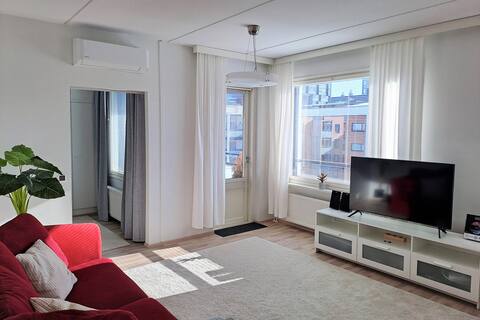One-bedroom one-bedroom apartment with air conditioning and a parking space!