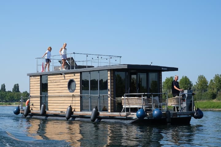 Huisboot Comfort Xl Klasse Helsinki - Maaseik