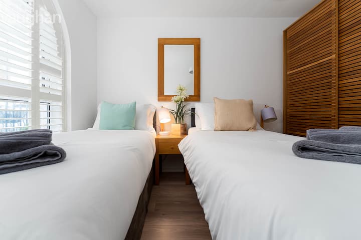 Two Bedroom Modern Flat | Marina - Rottingdean