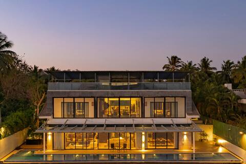 5BR,Infi Pool,Compl. Breakfast-Oceanic Sunsets@Goa