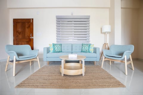 MINT HAUS - New 3-Bedroom Apartment