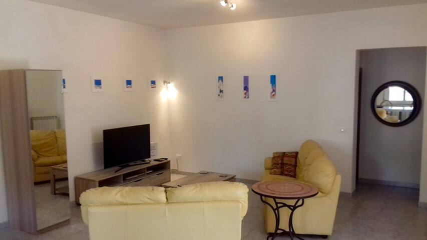 Spacious Villa with private pool in olive groves gallery image 5