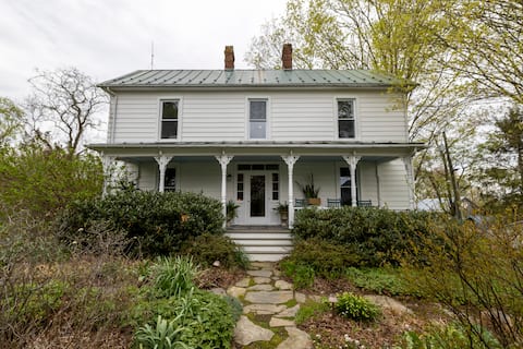 Lovely Restored Farmhouse