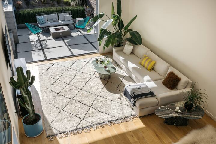 Modern home in Silver Lake gallery image 5