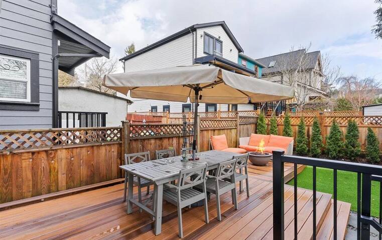 Stylish, Walkable, Family Friendly 3b in East Van
