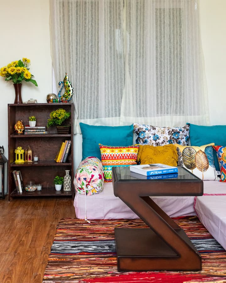 СТАН - 2 (живописен семеен апартман): аранжман за седење во дневната соба