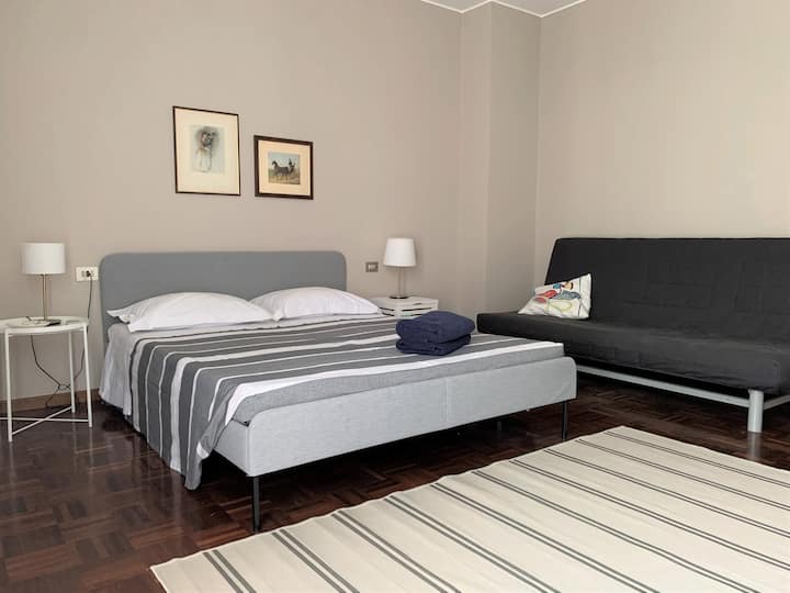 საძინებელი 1