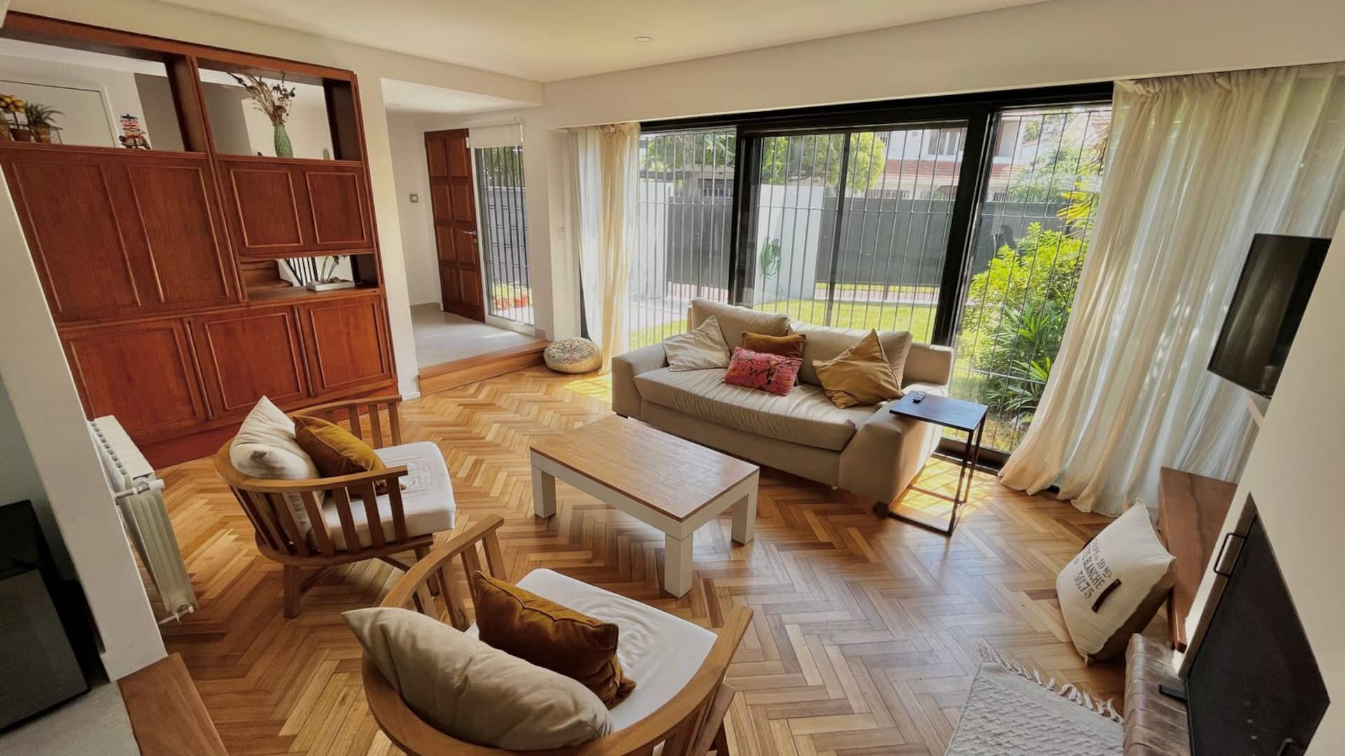 Casa de 3 dormitorios con jardín y pileta en San Isidro