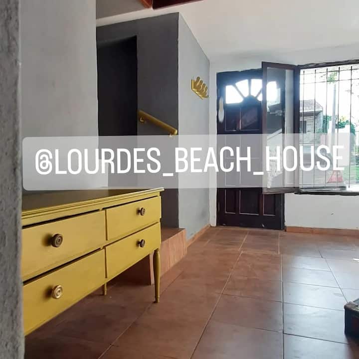 Lourdes_Beach_House, tu hogar! Houses for Rent in Mar del Plata