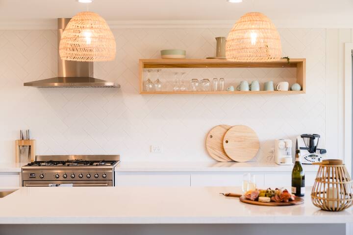 Beach House on Westwood gallery image 2