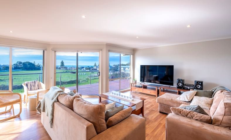 Bel Mare – family fun, views to ocean