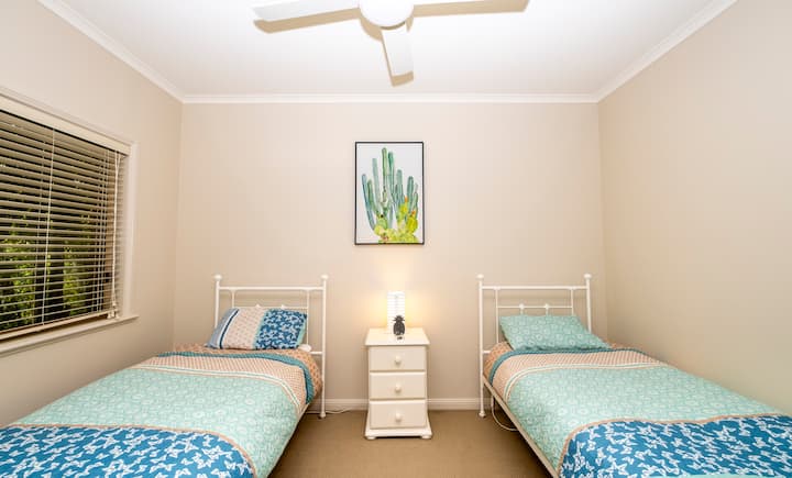 Spálňa s dvoma samostatnými lôžkami