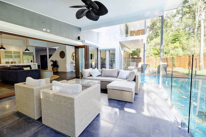Away@Boomerang Pool & Air-conditioned 5BR escape gallery image 2