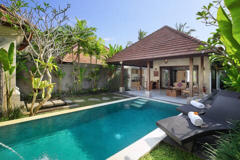 Garden View 1 BR Pool Villa with Netflix in Ubud