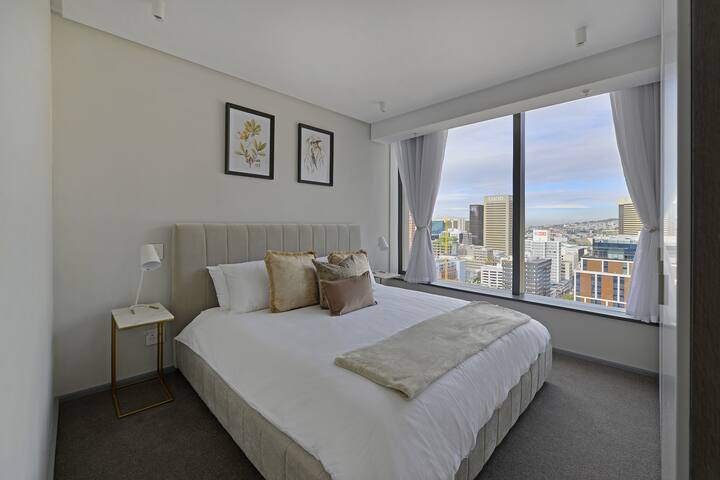 Luxury 2BR City Penthouse with Views!