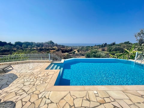 Lux Villa w Sea View + Heated Pool