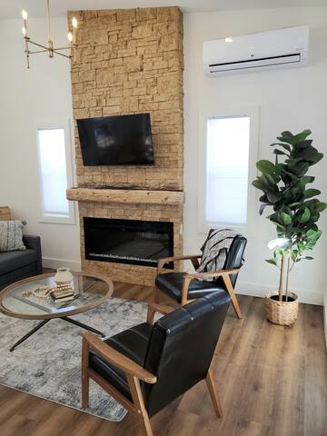 Copper Shore Lake House – Doncaster gallery image 2