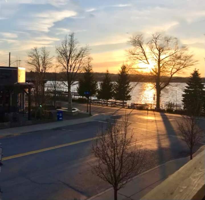 Top 10 Airbnb Vacation Rentals In Bemus Point, New York Updated 2024