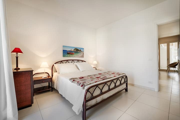 Përmbledhje e dhomës së gjumit master 