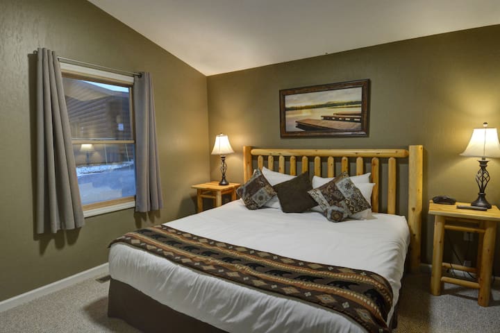 The Lodges At Sunset Village managed Airbnb listing 1