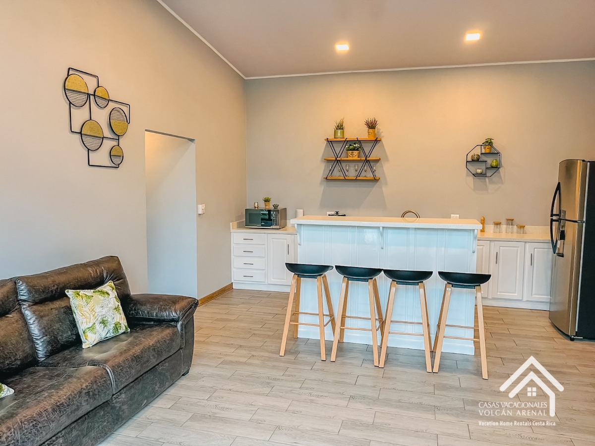 La Fortuna Retreat — 3 bedroom vacation rental in La Fortuna