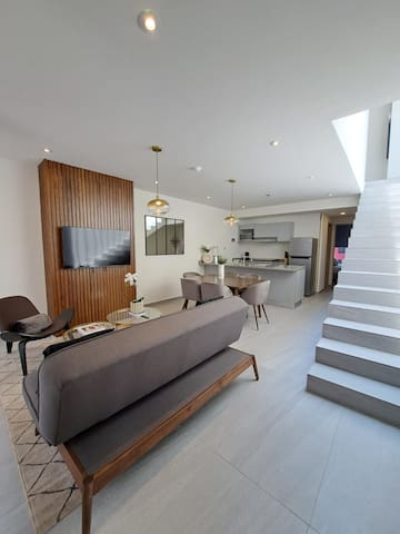 Trendy Apartment Near Condesa · Free Parking & A/C