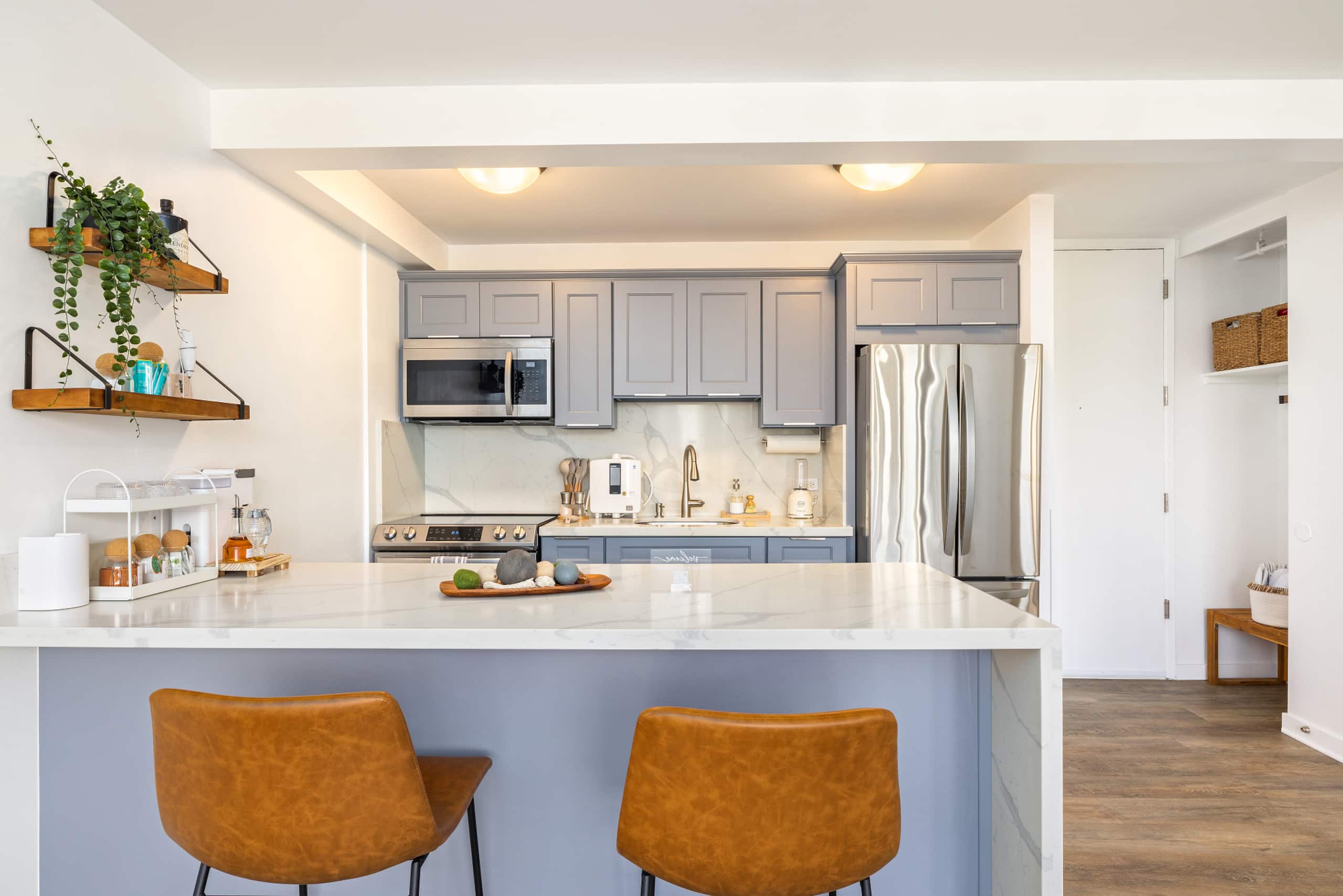 Condo in Honolulu · ★4.9 · 1 bedroom · 2 beds · 1 shared bath - Image 2