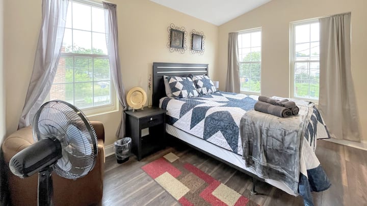 საძინებელი 1