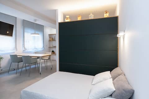 Airbnb con mejor rendimiento: Architect's loft in Granada center (with garage) en Granada