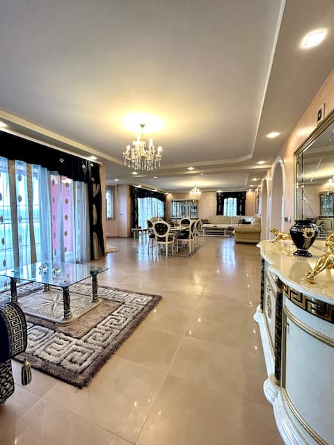 Apartment REEM - Luxurious Versace-themed #2