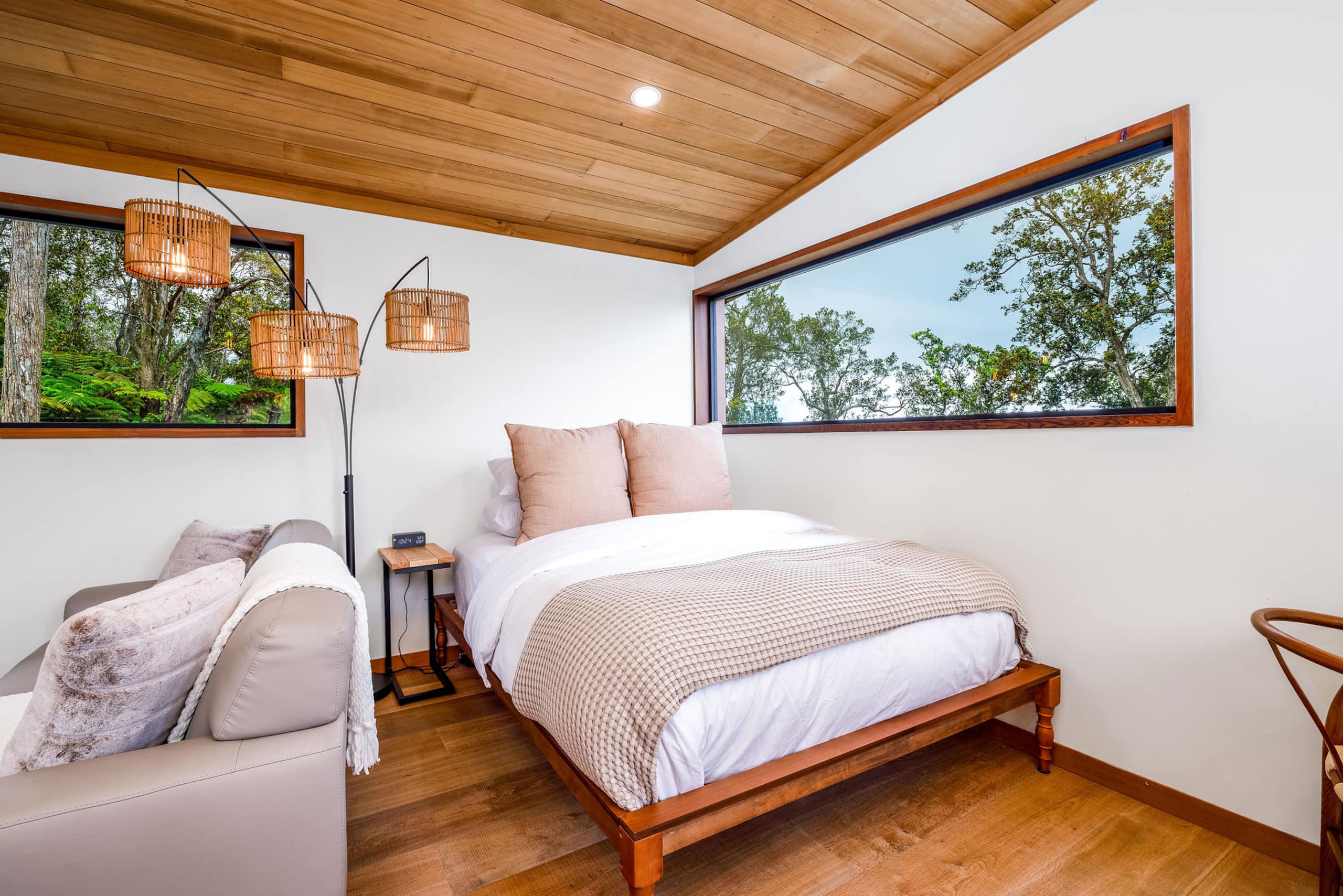 Cabin in Kailua-Kona · ★4.98 · Studio · 1 bed · 1 bath - Image 9