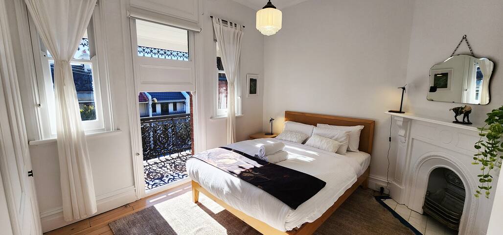 Stylish Terrace Living in Paddington’s Heart gallery image 3