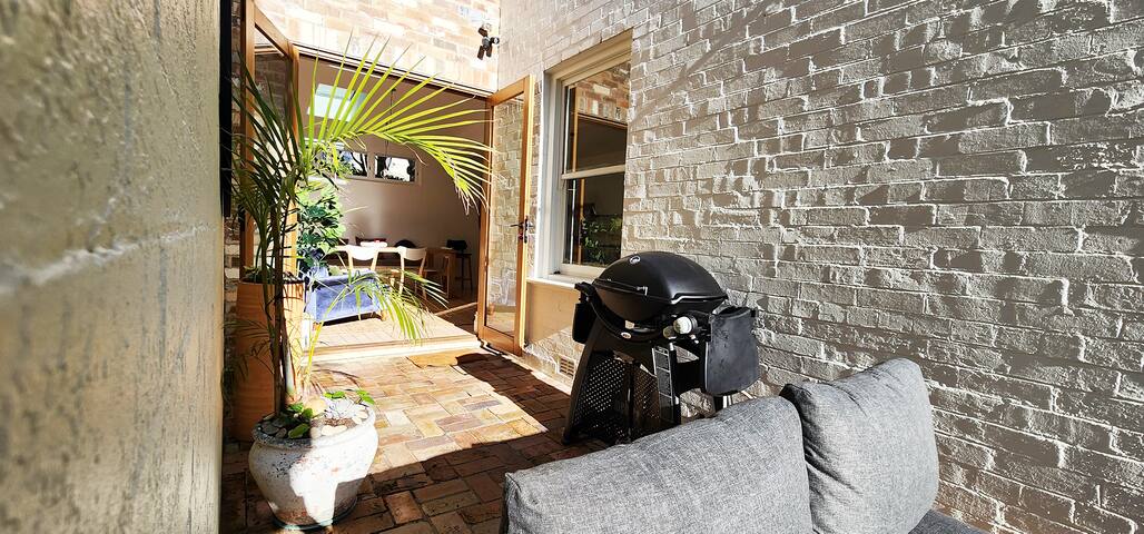 Stylish Terrace Living in Paddington’s Heart gallery image 4