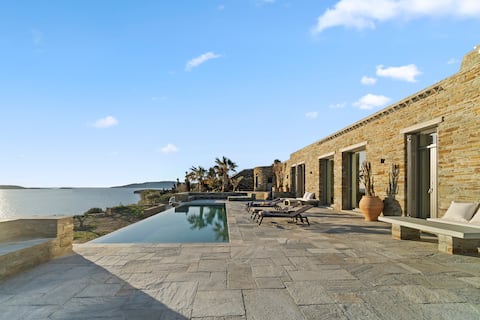 Beachfront Villa Thalassa w/ Infinity Pool | Batsi