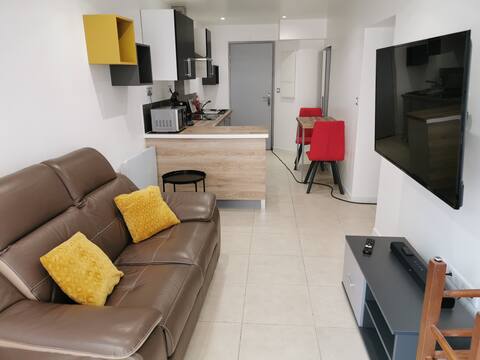 Apartment 2 parental bedrooms