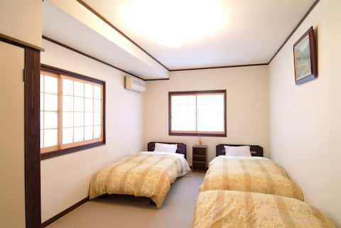 【1 night with 2 meals】Triple room/Ono/3 ppl