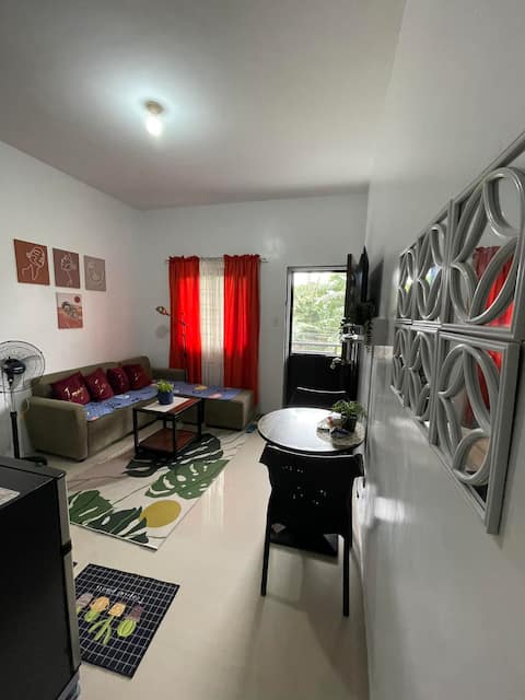 Mary's Place 10 Cozy with AC, Netflix & Fast wi-fi