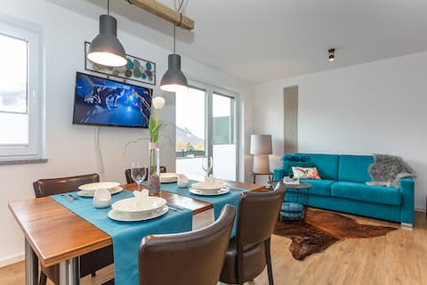 Deluxe Studio #3 for 4 persons with 2 balconies