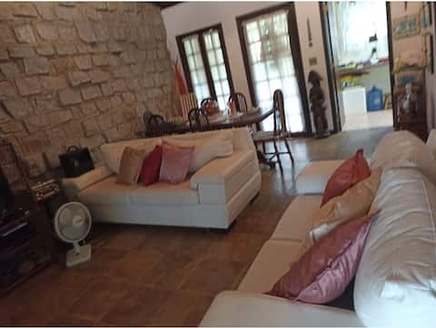 Top Airbnb: House in a condominium with a private pool and lake in Guapimirim