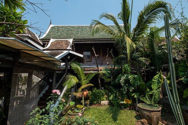 EXOVilla/3Bedroom/bathtub/BKK