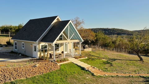 Johnson Creek Bluffs Getaway